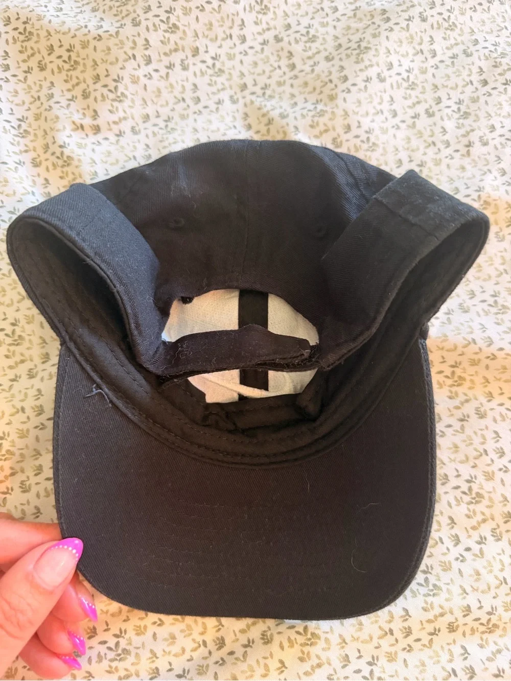 Nike Black Baseball Cap with White Swoosh